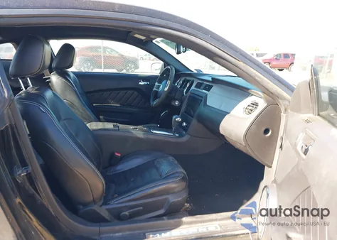 2010 Ford Mustang V6/V6 Premium from USA, damaged, VIN 1ZVBP8AN8A5116819